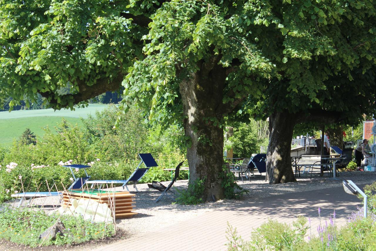 Restaurant Hotel Ruettihubelbad Walkringen Eksteriør billede